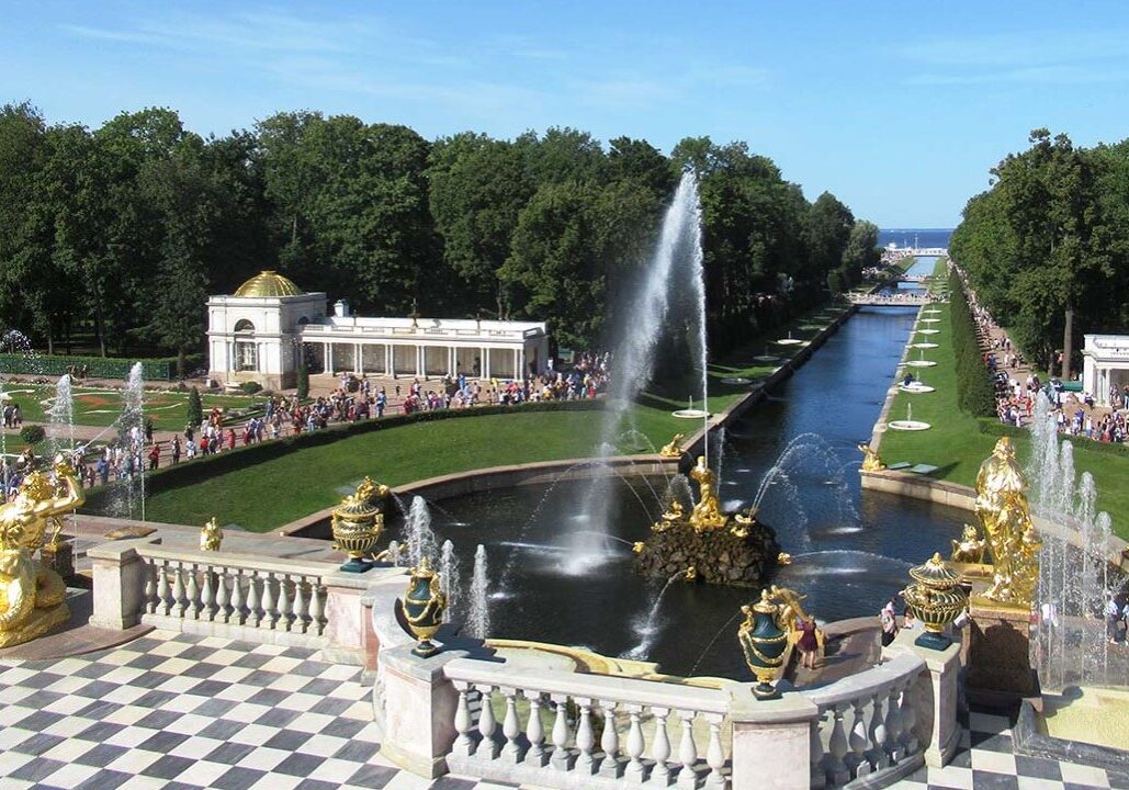 Baroque foutain of peterhof 2 Baroque foutain of peterhof 2